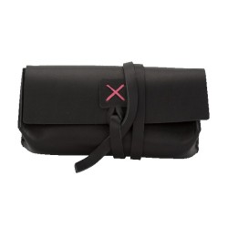 Black Fuchsia Blank
