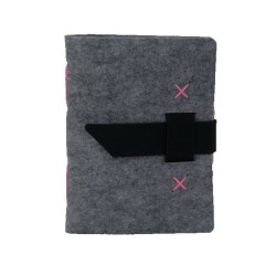 Black Fuchsia Blank