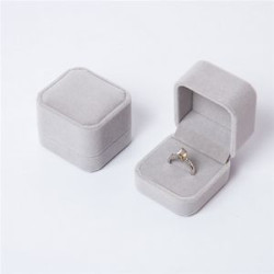 Velvet Ring Gift Boxes Jewelry Display