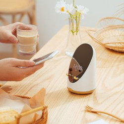 Retro Bluetooth Speaker Smartphone Holder