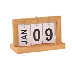 Minimalist wooden calendar