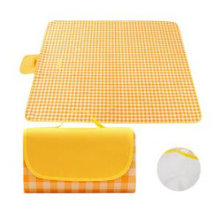 Roll-Up Lightweight Blanket for Picnic