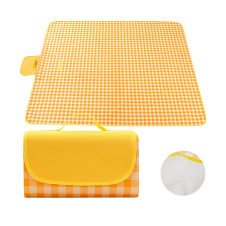Roll-Up Lightweight Blanket for Picnic