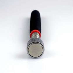 Telescoping Magnetic Pickup Tool 5 Lb 24.4 Inch