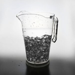 Reusable Clear spacious 44Oz Beer Pitchers